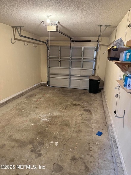 Building Photo - 1500 Calming Water Dr