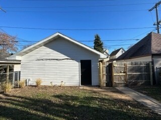 Building Photo - 3146 N Pierce St