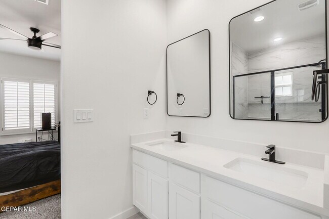 Building Photo - 15244 Hunch Ct