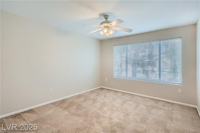 Building Photo - 5710 E Tropicana Ave