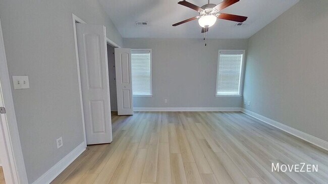 Building Photo - 2419 Red Maple Cir