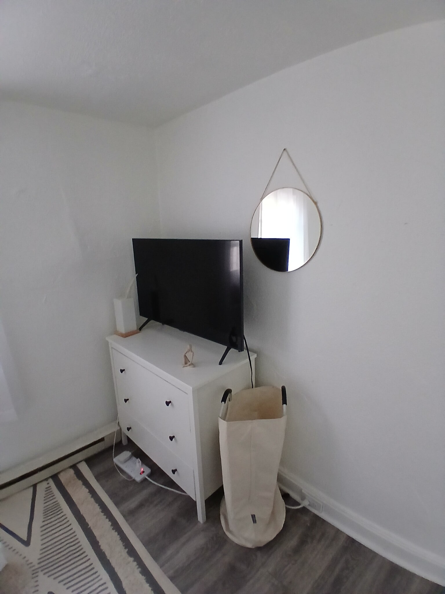 Bedroom 2 - 17 Thomas St