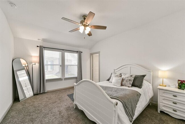 Building Photo - 7834 Golden Rubia Ln