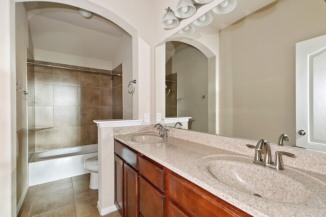 Building Photo - 26315 Cedar Pine Dr