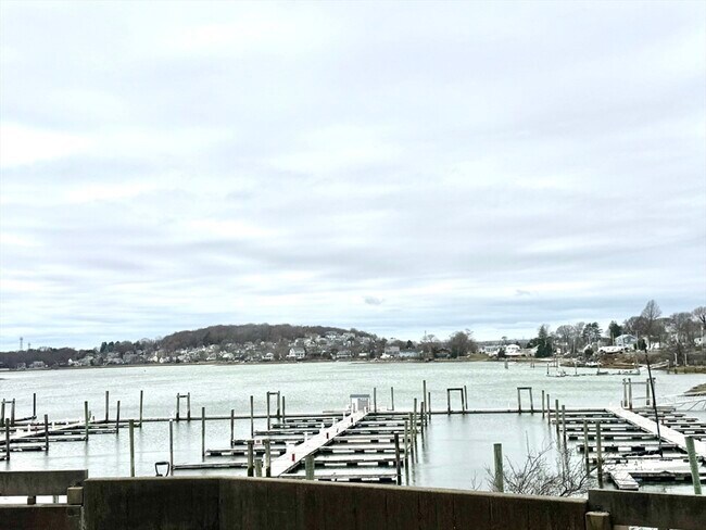 Building Photo - 51 Broad St