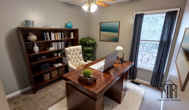 Building Photo - 2/2 Home with Office/Bath/Closet