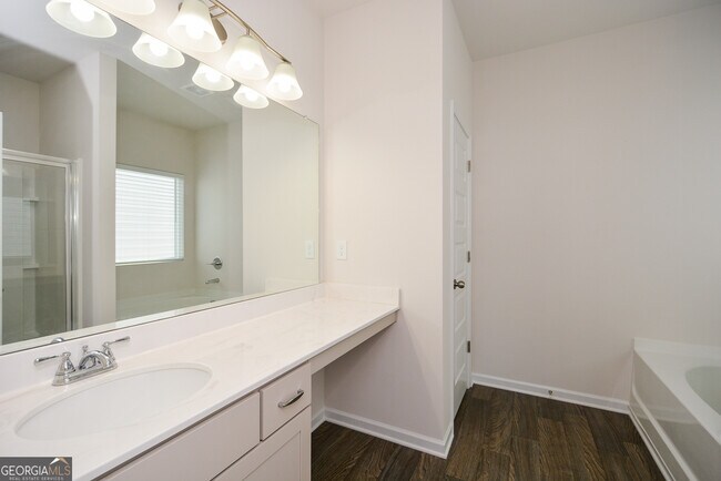 Building Photo - 350 Cranston Dr