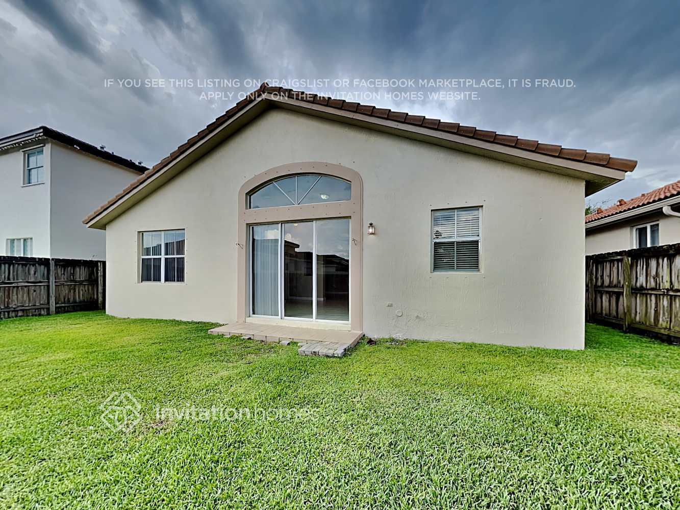 Building Photo - 15551 SW 21st Terrace