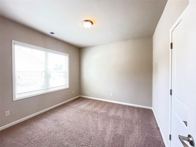 Building Photo - 2271 Spring Sound Ln