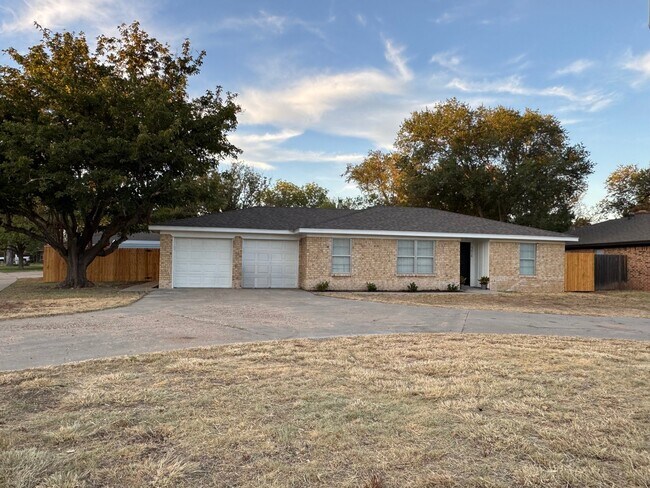 Building Photo - 5616 Tranquil Cir