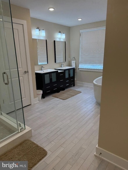 Building Photo - 1651 E Eyre St