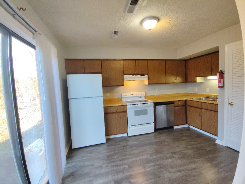 Building Photo - 81 Duiguid Dr