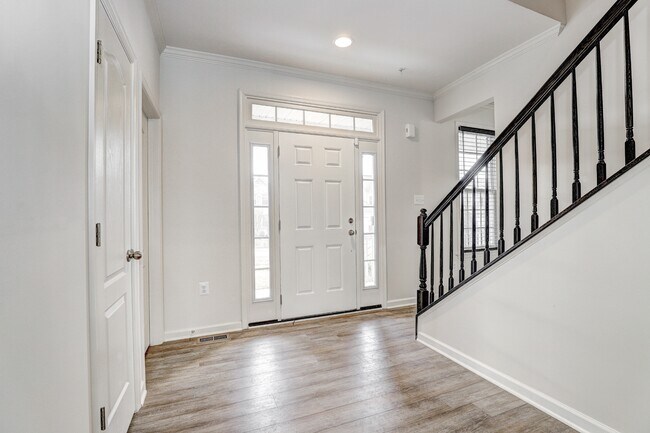 Building Photo - 9307 Drumman Dr