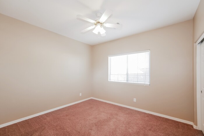 Building Photo - 5033 W Harwell Rd