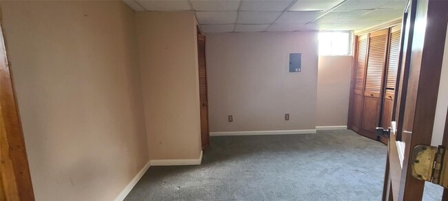 Building Photo - 21 Zugibe Ct