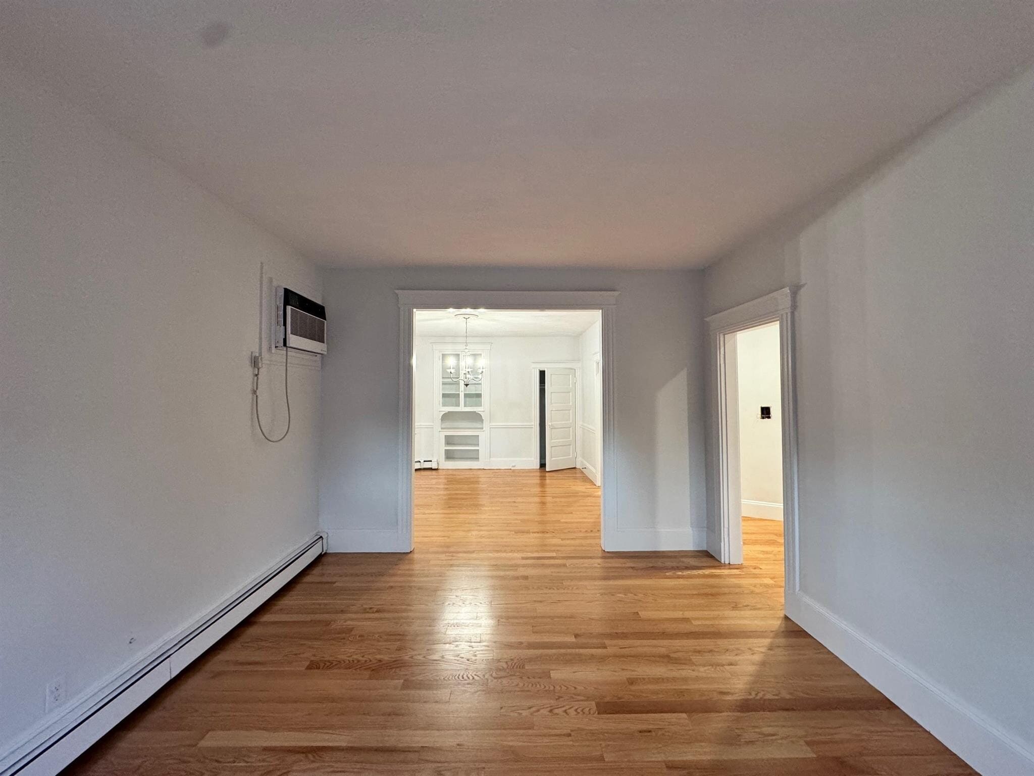 Building Photo - 136 Sharon St