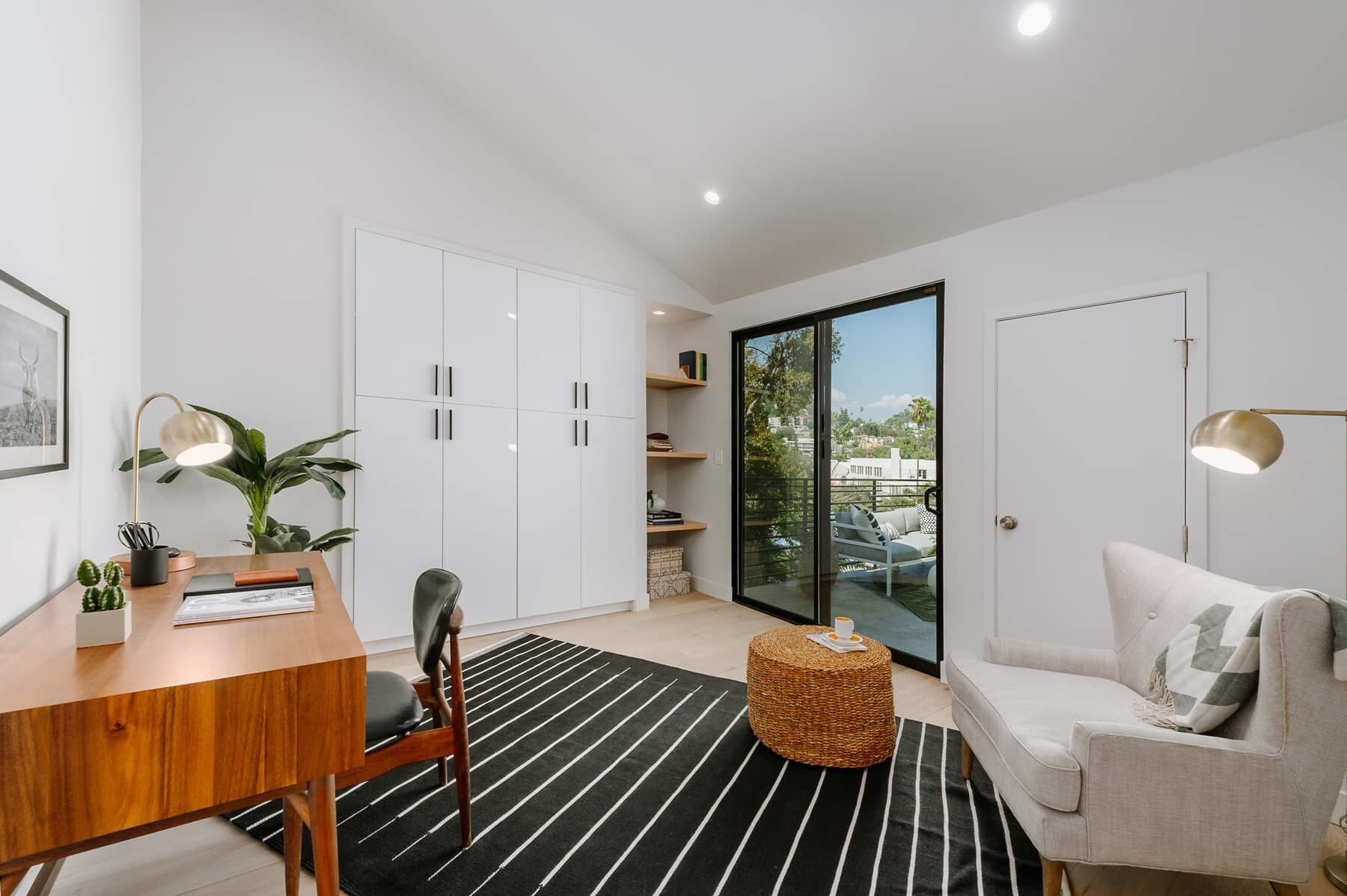 Building Photo - 3429 Larissa Dr