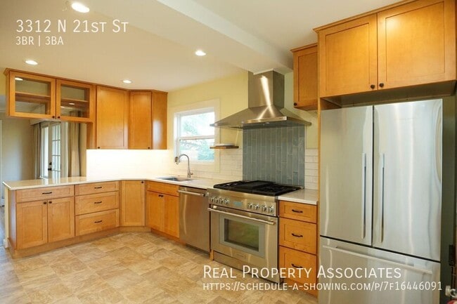 Building Photo - 3312 N 21st St