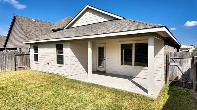 Building Photo - 15414 Rancho Plata Dr