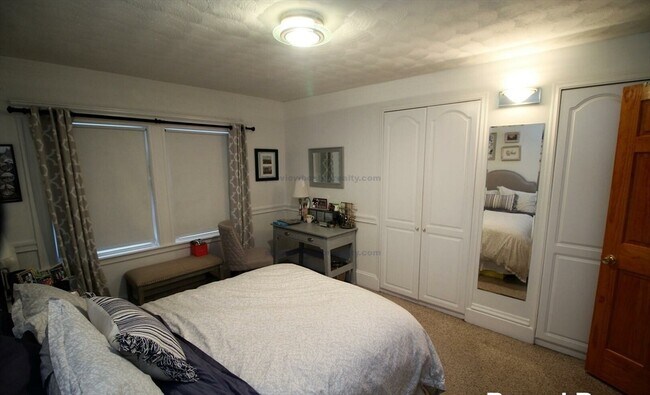 Building Photo - 504 Washington St