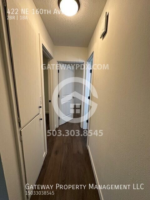 Building Photo - 422 NE 160th Ave