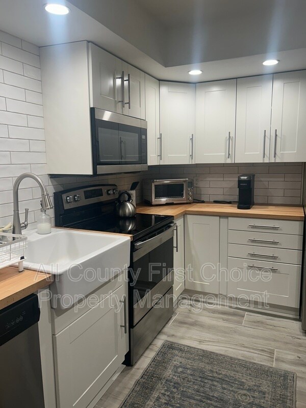 Building Photo - 2505 Cypress Pond Rd