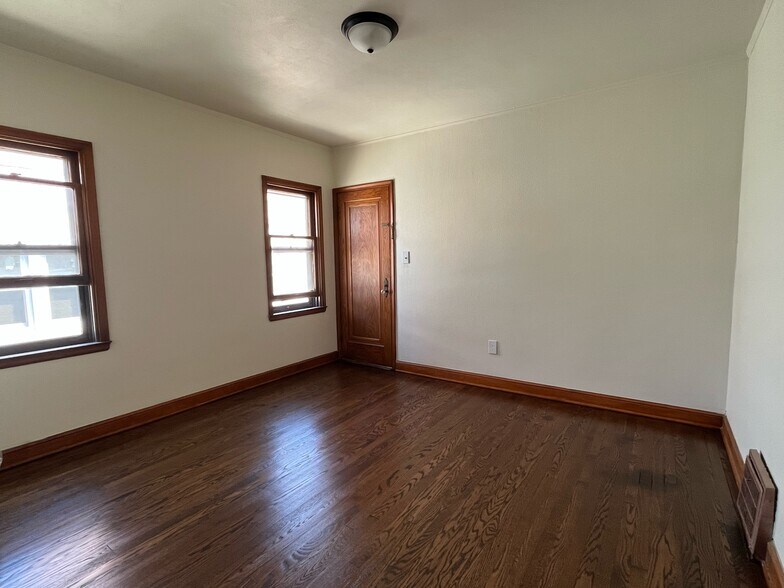 Building Photo - 3367 N 53rd St