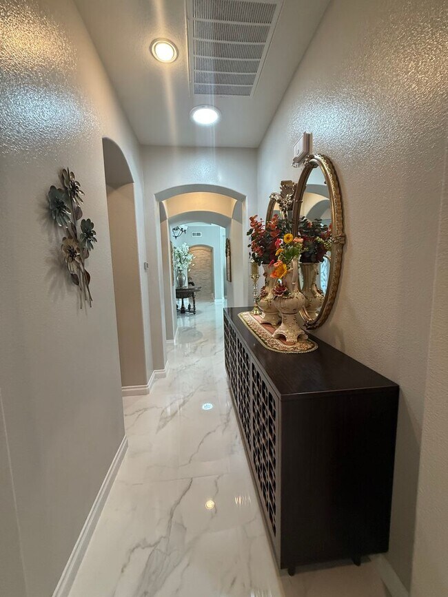 Building Photo - Stonebrook Estates-3 Bedrooms, 3351 SQFT of Luxury & Entertainment