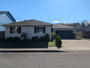 Building Photo - Great 3bed/2 bath home in Springfield!