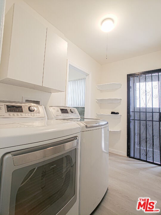 Building Photo - 336 S Wilton Pl