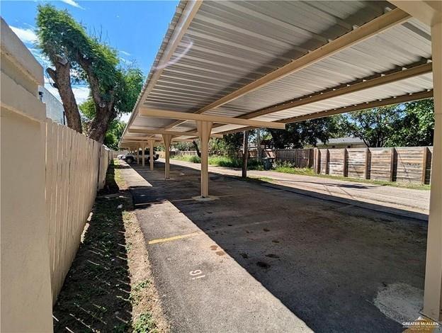 Building Photo - 14 Perkins Ave