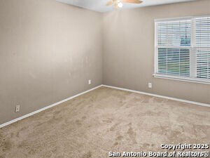 Building Photo - 903 Saxonhill Dr