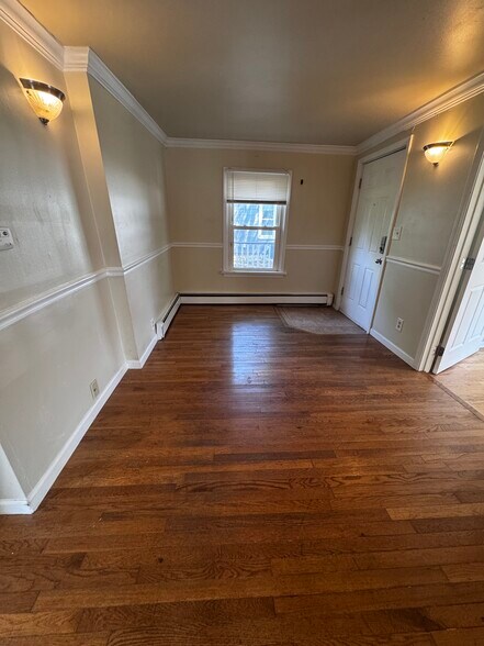 Building Photo - 410 Washtenaw Ave