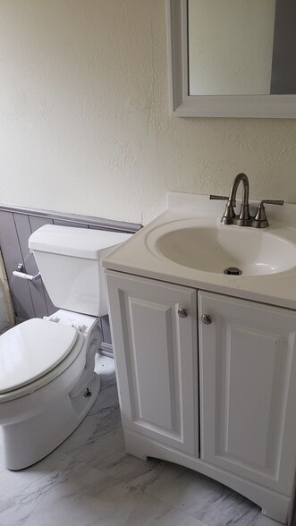 Bathroom - 5312 Chad Rd