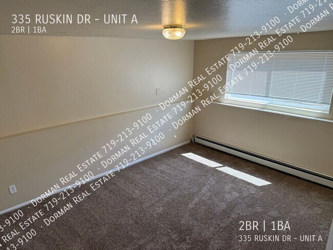 Building Photo - 335 Ruskin Dr
