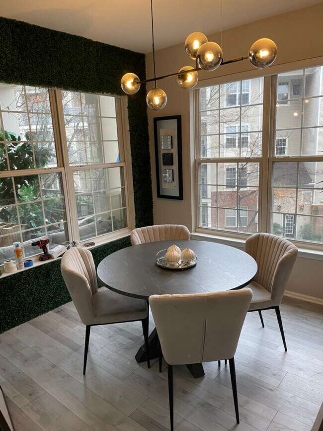 Building Photo - 3003 Nicosh Cir