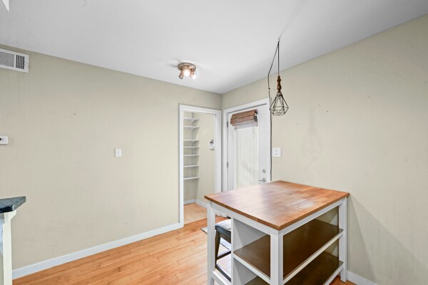 Building Photo - 3601 Menchaca Rd