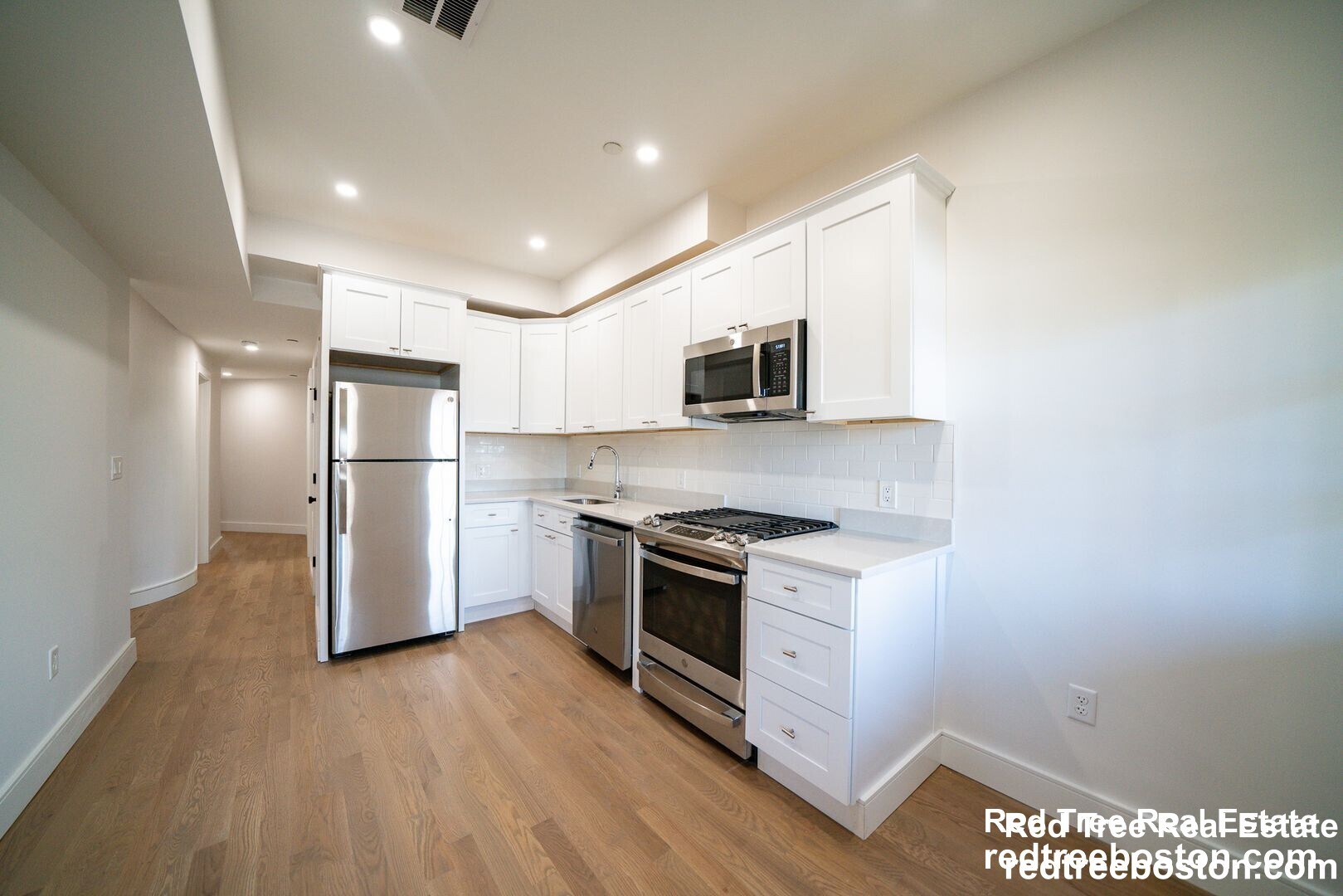 Building Photo - 37 Calumet St