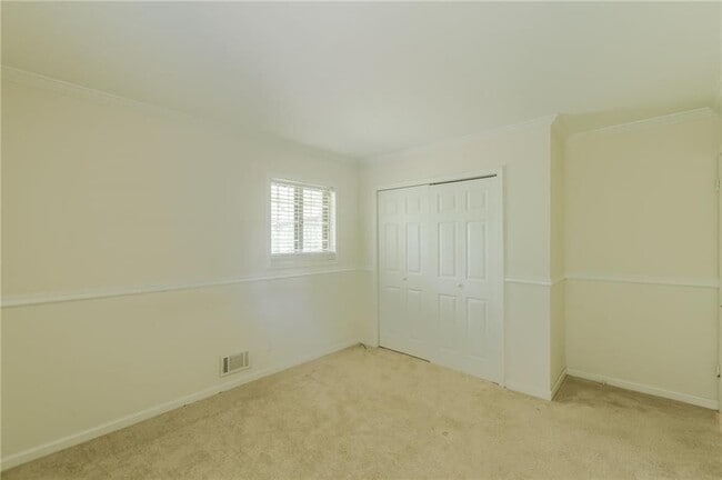 Building Photo - 1435 Cedar Creek Ln