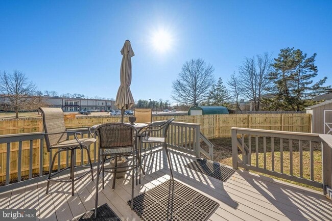 Building Photo - 143 Curtis Ave