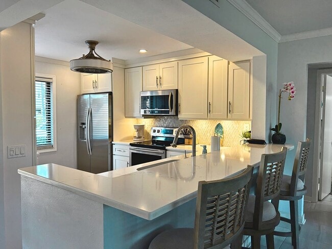 Building Photo - 5724 La Puerta Del Sol Blvd S