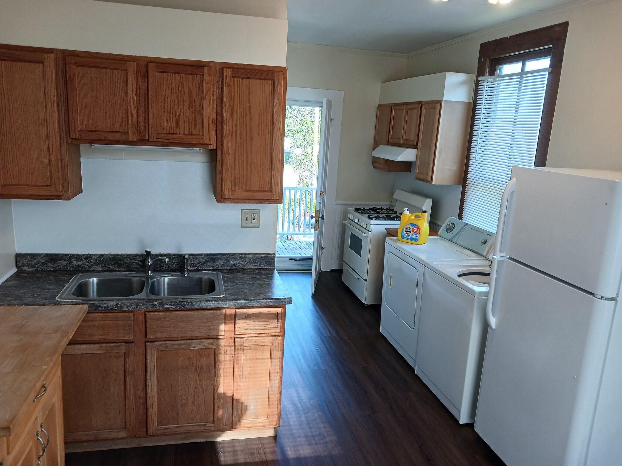 Kitchen - 505 W Front St