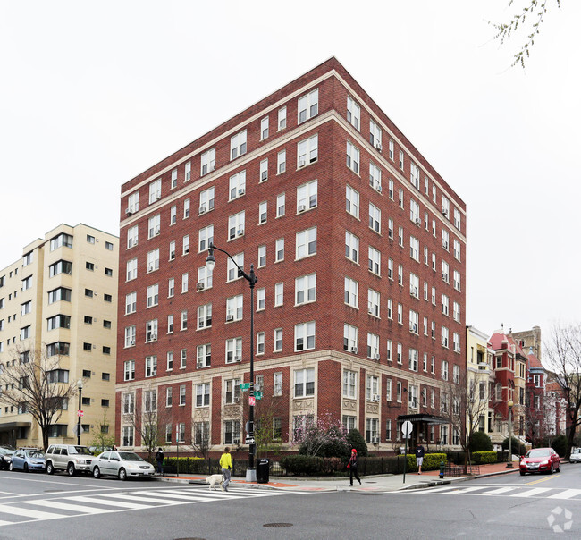 Primary Photo - The Shelburne Apartments