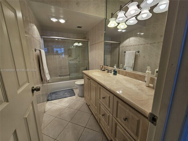 Building Photo - 1980 S Ocean Dr