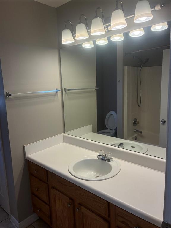 Building Photo - 611 Westchase Ct S