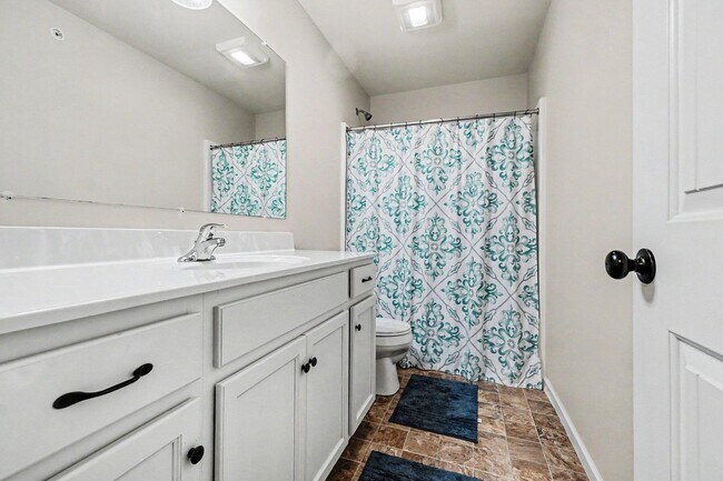 Building Photo - 519 Byler Cir