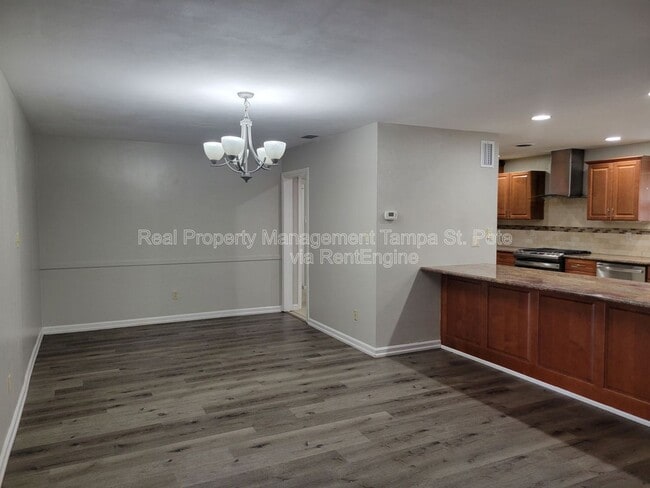 Building Photo - 1835 Nursery Rd