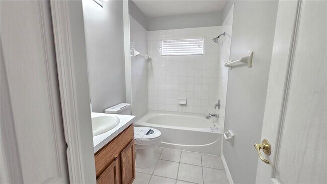 Building Photo - 12824 Kings Lake Dr