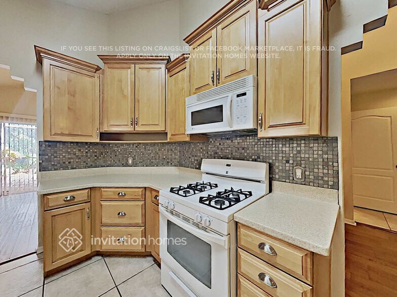 Building Photo - 10204 Talbot Pl