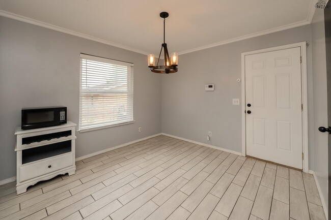 Building Photo - 9 Lackland Cir